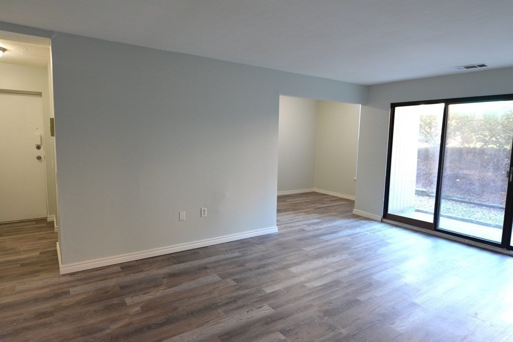 58 Shrewsbury Green Dr A