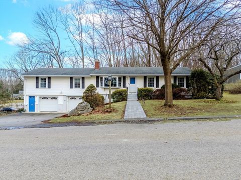30 Valley Hill Dr Holden MA 01520
