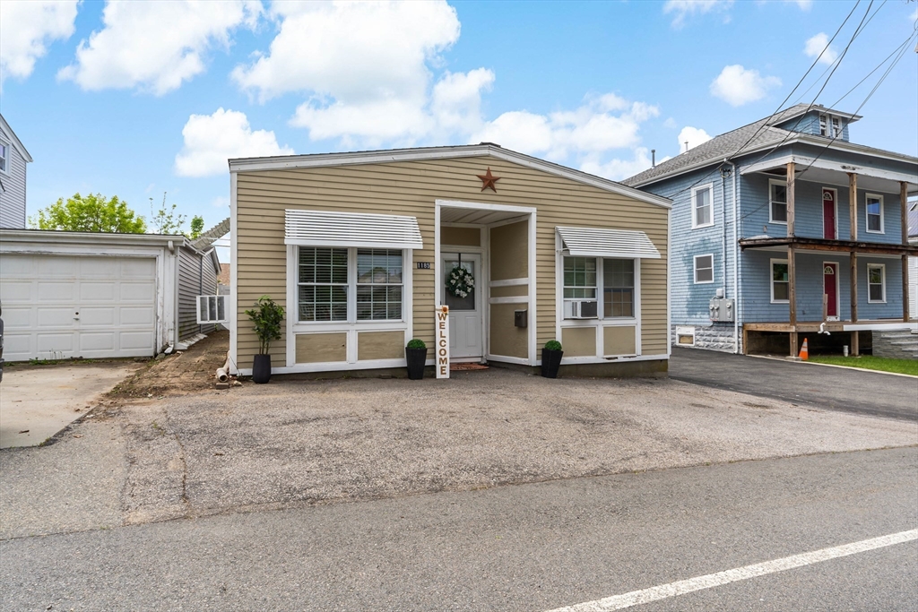 1185 Read St