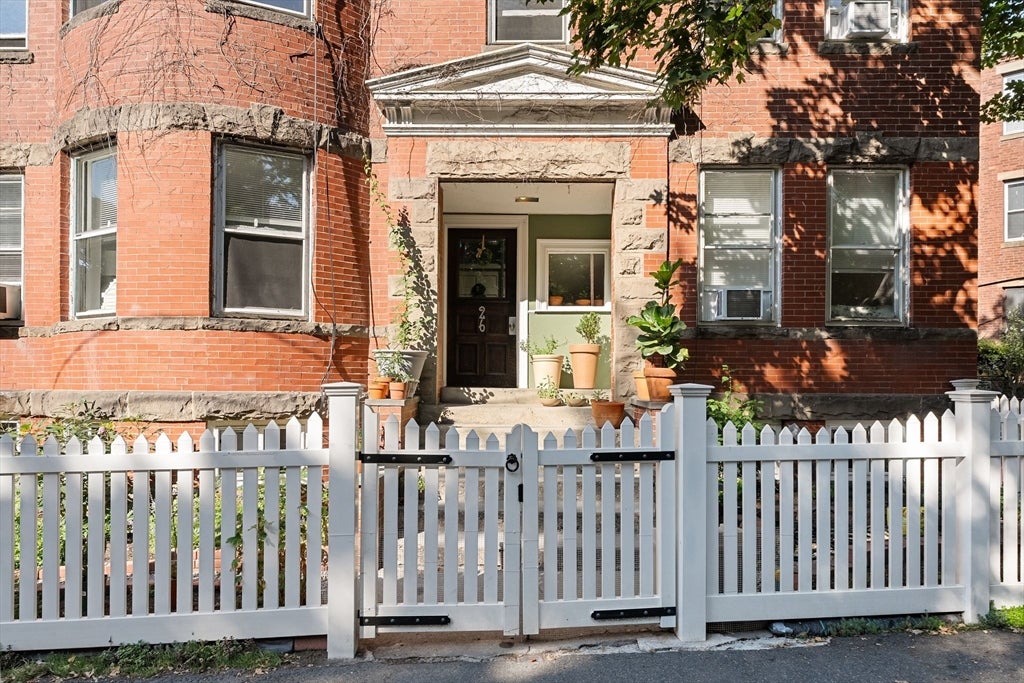 26 Parkway Road, Brookline, MA Photo #2