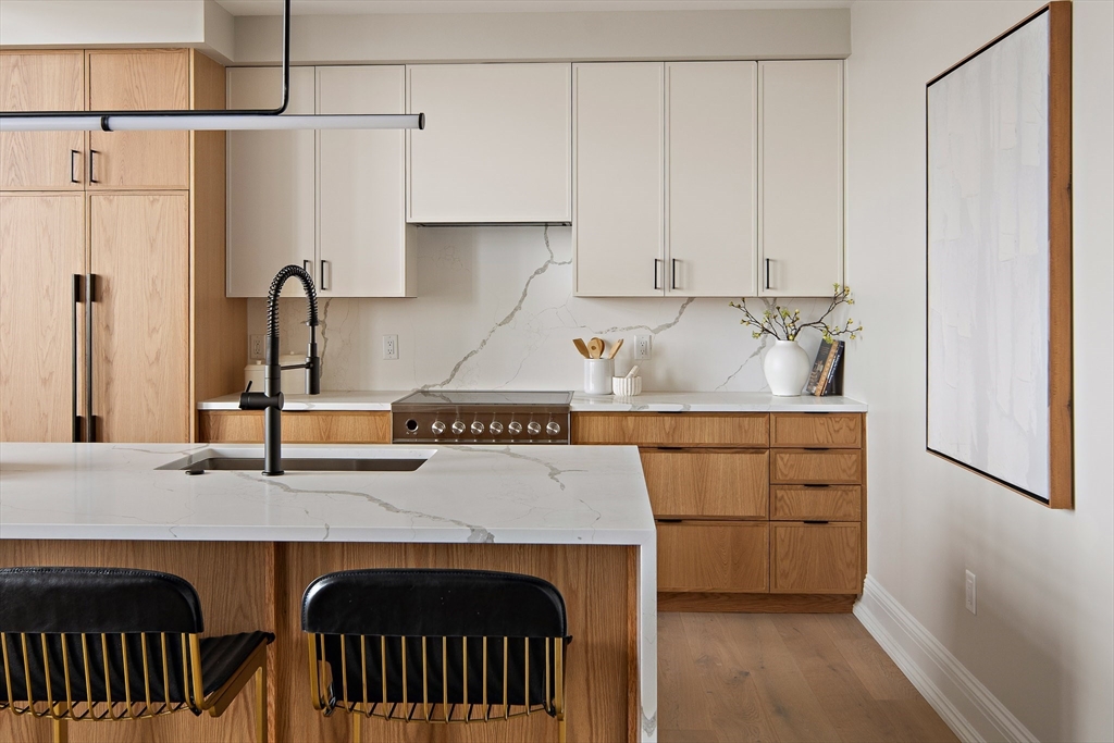 61 Hall Street PH 15