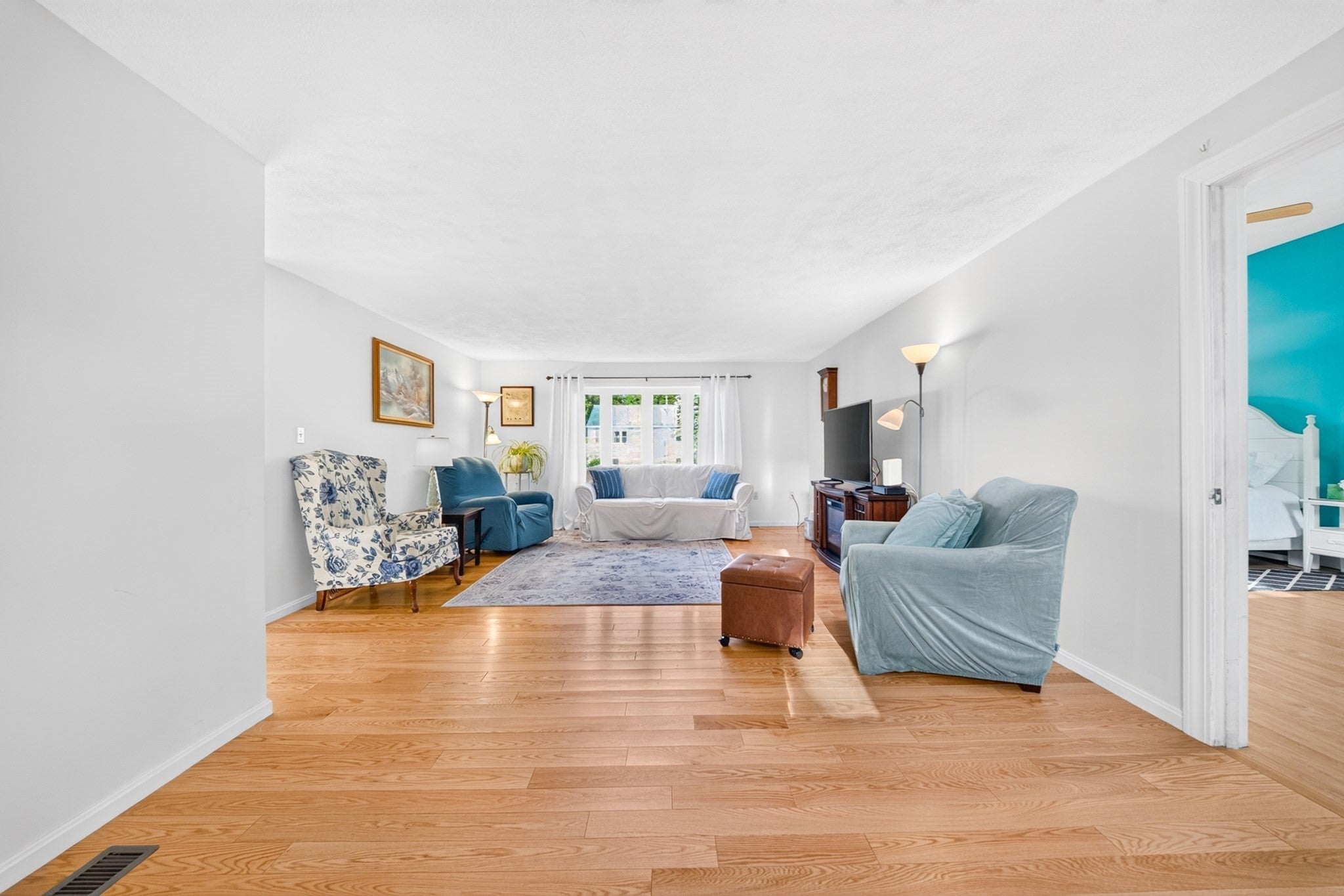 53 Allendale Ave, Billerica, MA, 53 Allendale Ave, Billerica, MA Photo #13