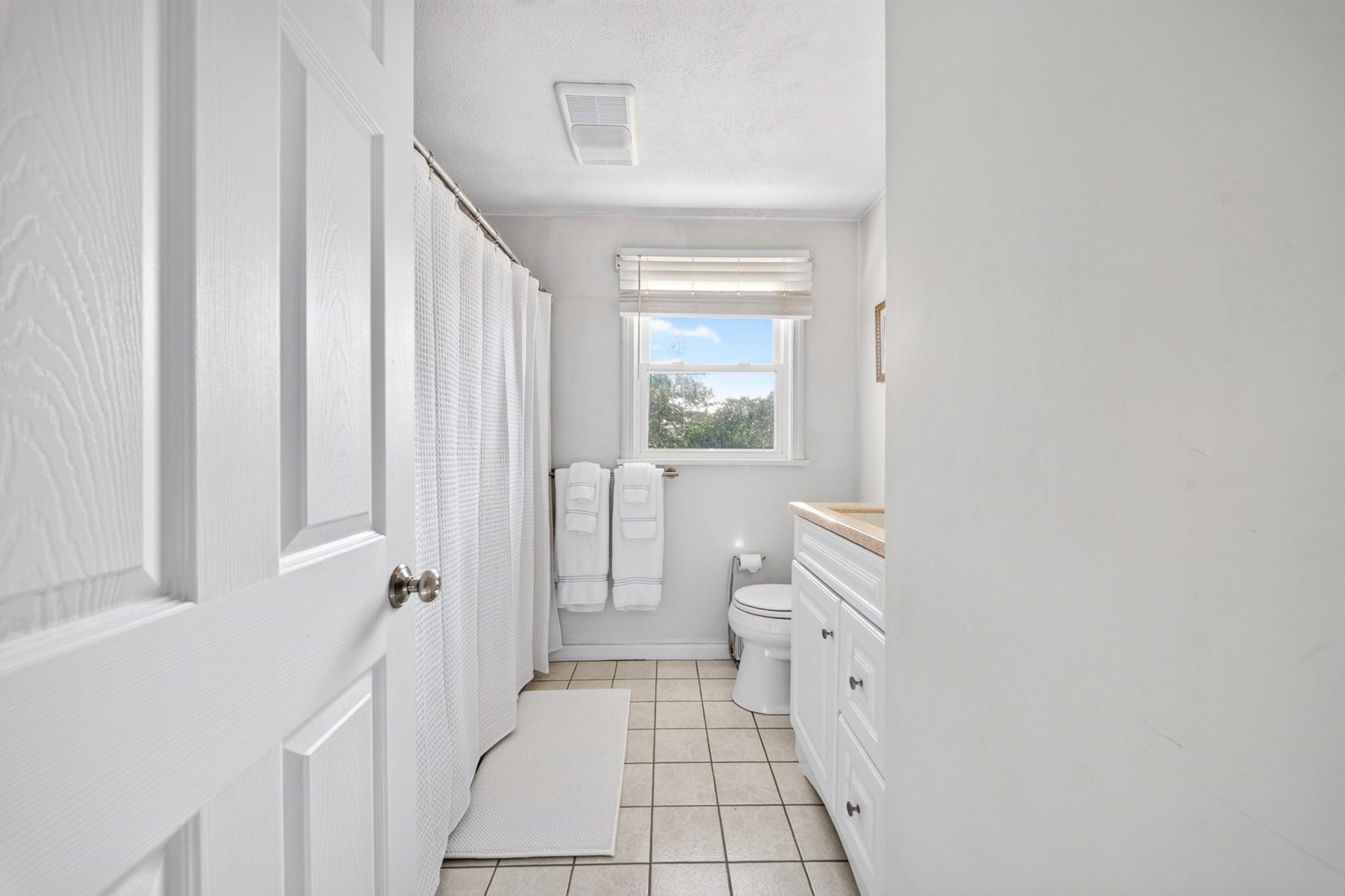 53 Allendale Ave, Billerica, MA, 53 Allendale Ave, Billerica, MA Photo #23