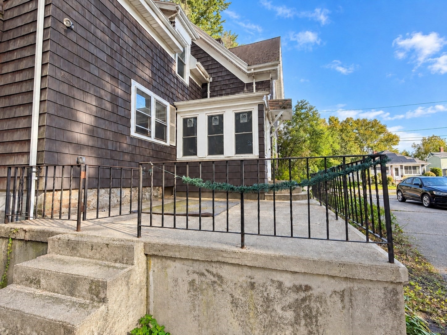 106 Monk St 1