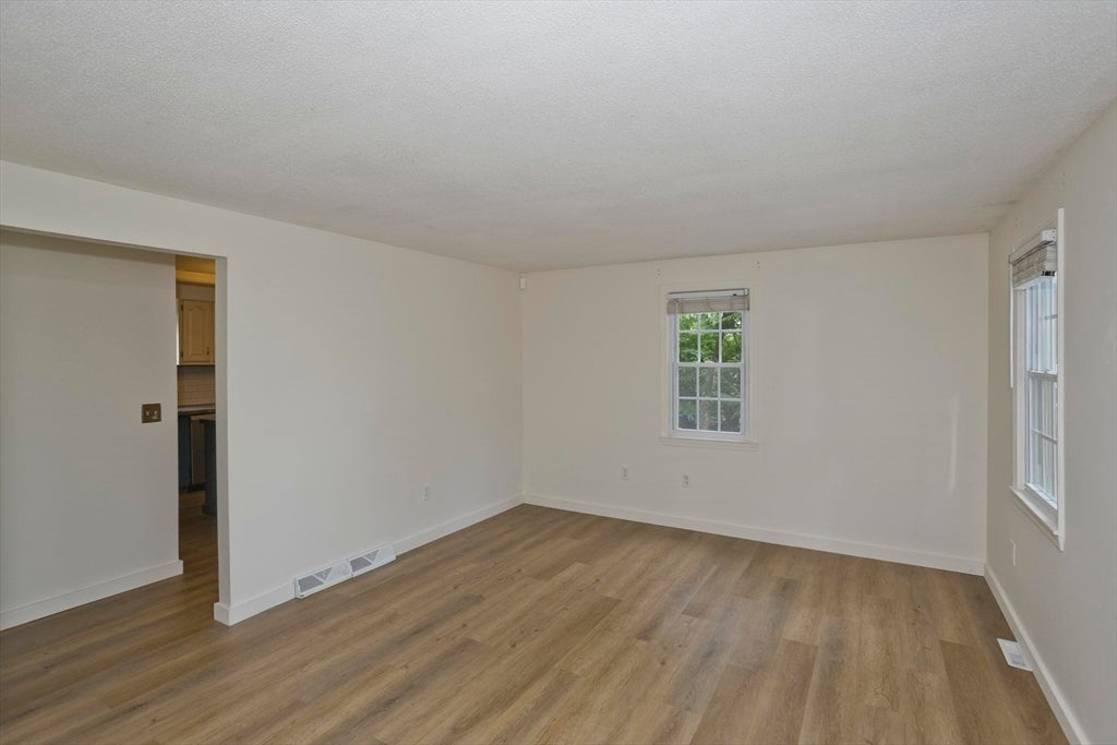 70 Yeoman Avenue, Westfield, MA, 70 Yeoman Avenue, Westfield, MA Photo #29