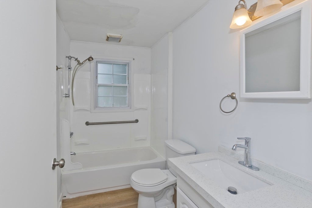 70 Yeoman Avenue, Westfield, MA, 70 Yeoman Avenue, Westfield, MA Photo #19