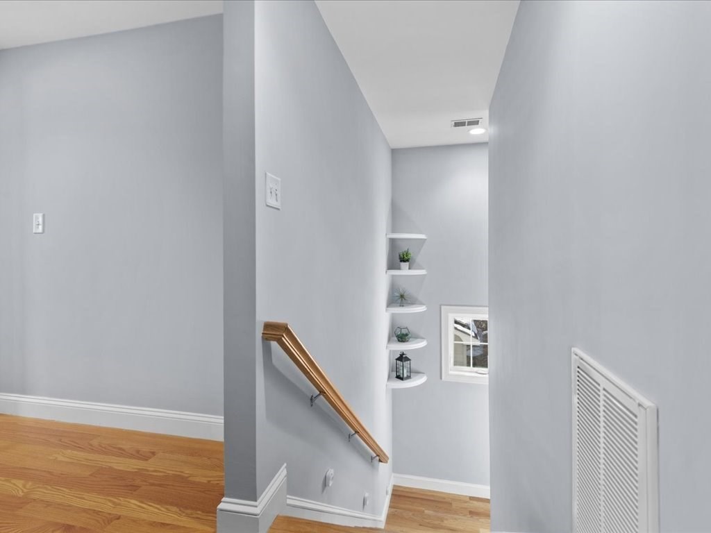 40 Catherine ST #TWO, Boston, MA Photo #22