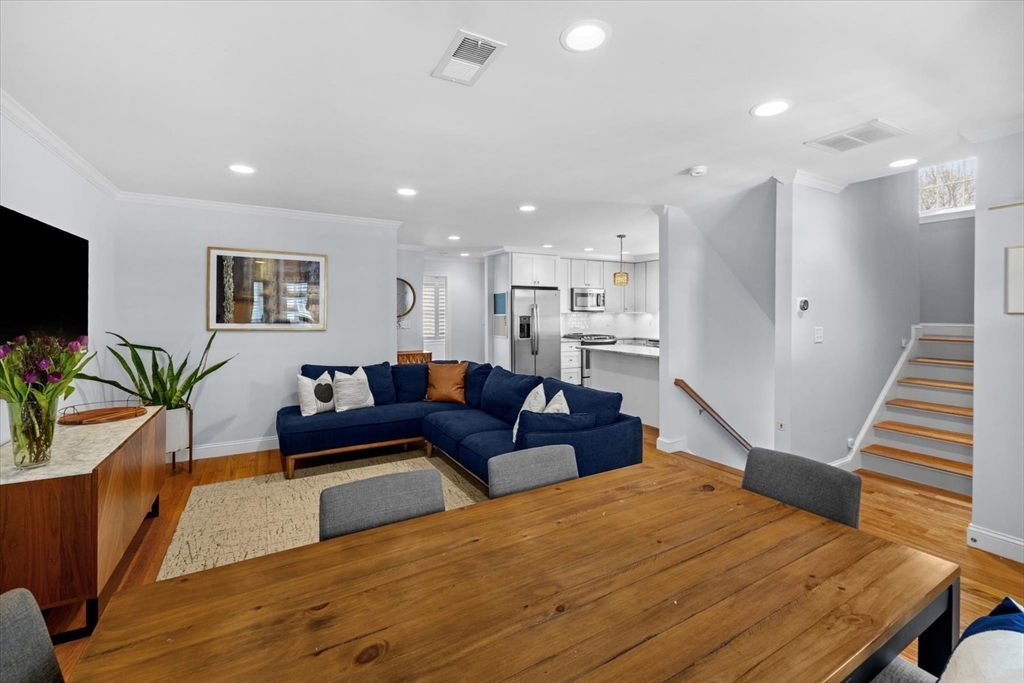 40 Catherine ST #TWO, Boston, MA Photo #7
