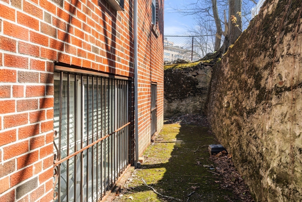 2089 Dorchester Ave Unit 2