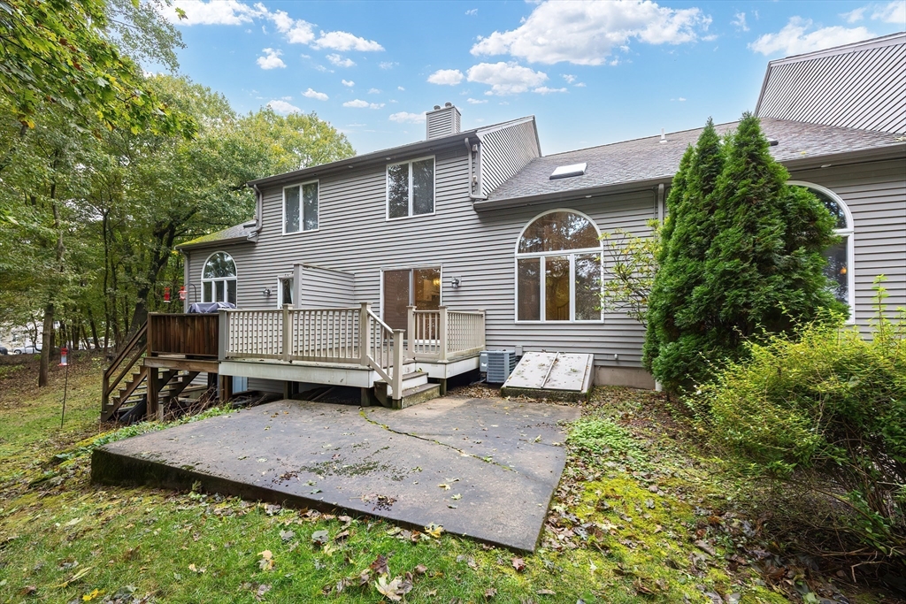 34 Poppasquash Rd 34