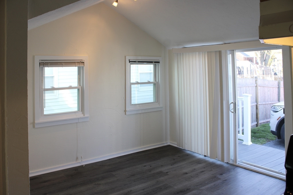 20-22 Emerson Street 20
