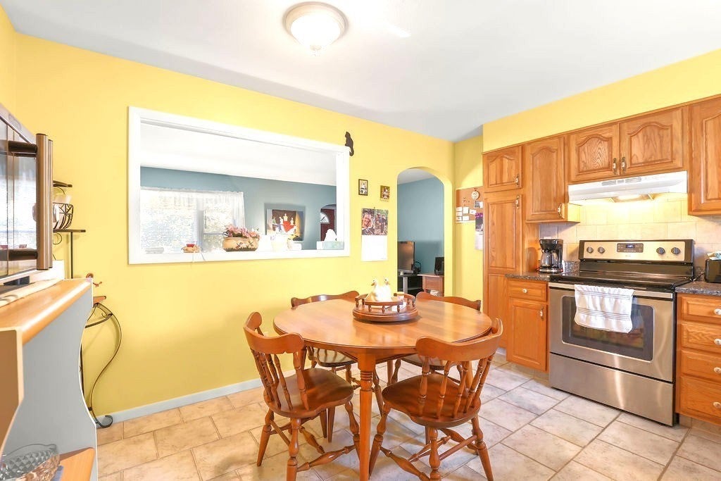 152 Armsby St, New Bedford, MA, 152 Armsby St, New Bedford, MA Photo #7