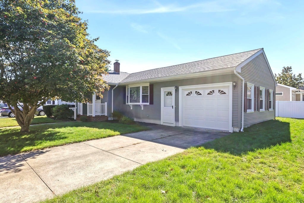152 Armsby St, New Bedford, MA, 152 Armsby St, New Bedford, MA Photo #23