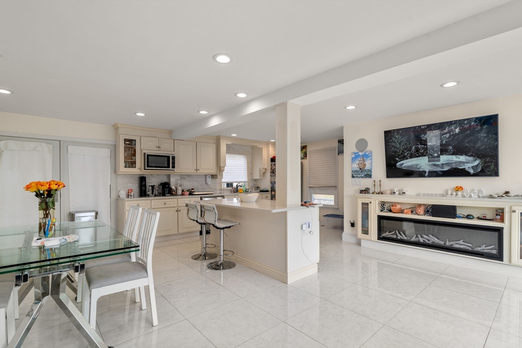 27 Hamilton Pl