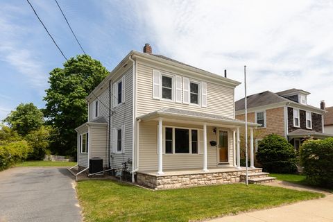 69 Standish Ave Plymouth MA 02360