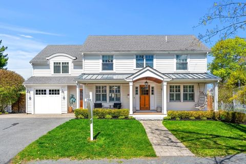 Photo of 18 Rose Ave, Marblehead, MA 01945 (MLS # 73514180)