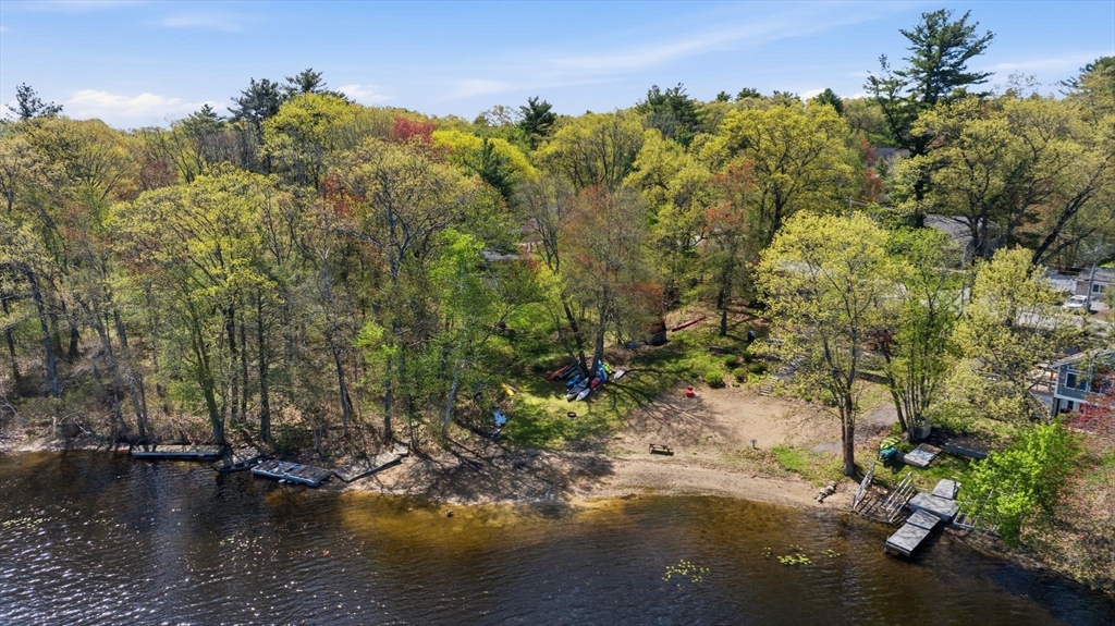 105 Lakeshore Dr, Georgetown, MA Photo #38