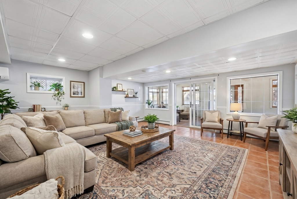 105 Lakeshore Dr, Georgetown, MA Photo #21