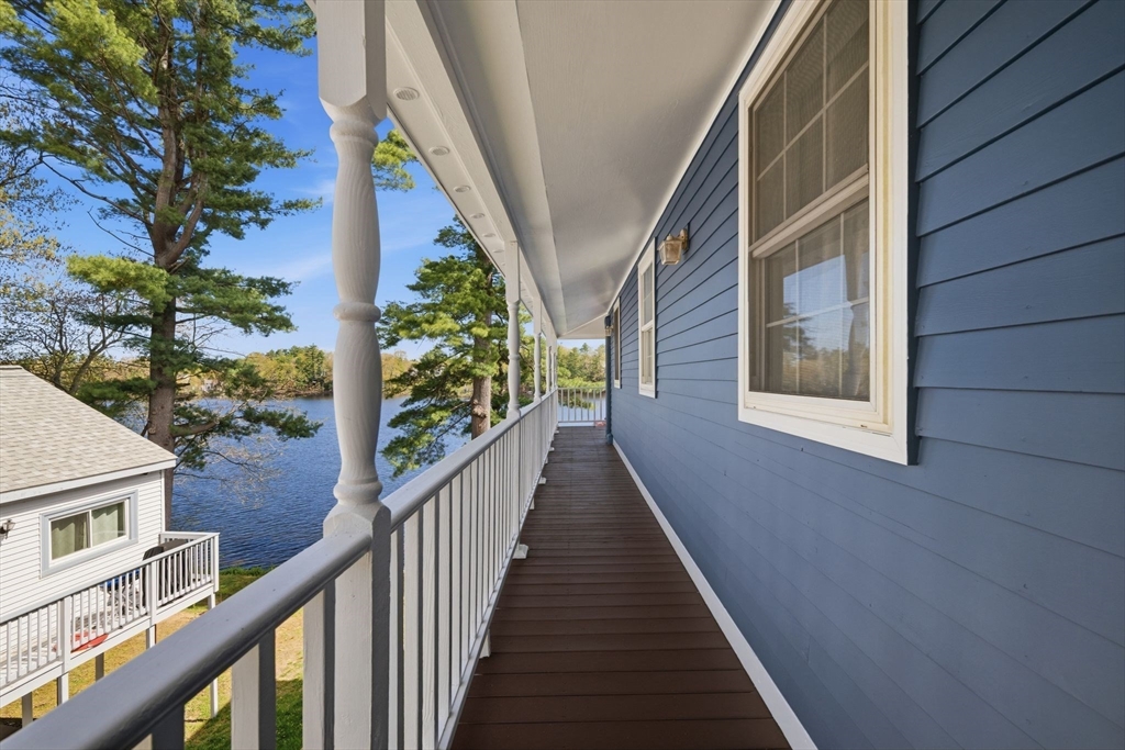 105 Lakeshore Dr, Georgetown, MA Photo #32