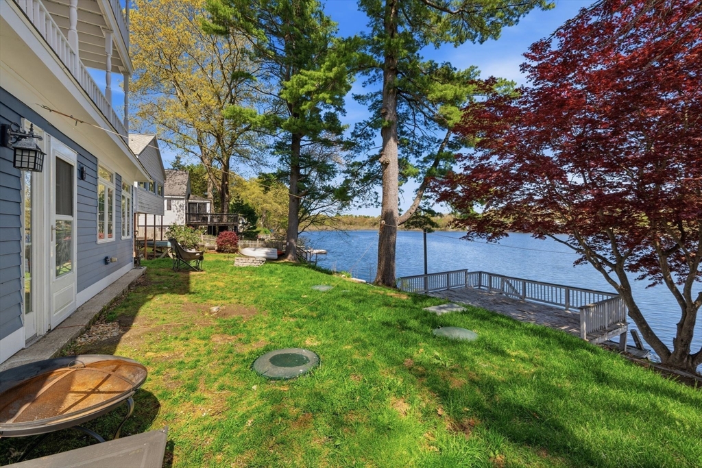 105 Lakeshore Dr, Georgetown, MA Photo #24
