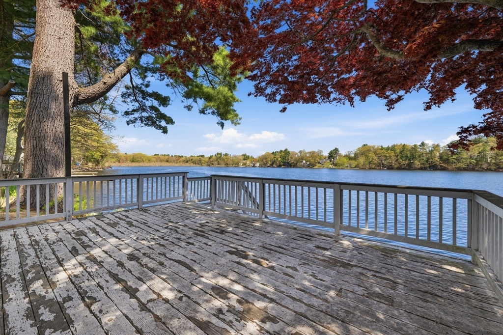 105 Lakeshore Dr, Georgetown, MA Photo #26