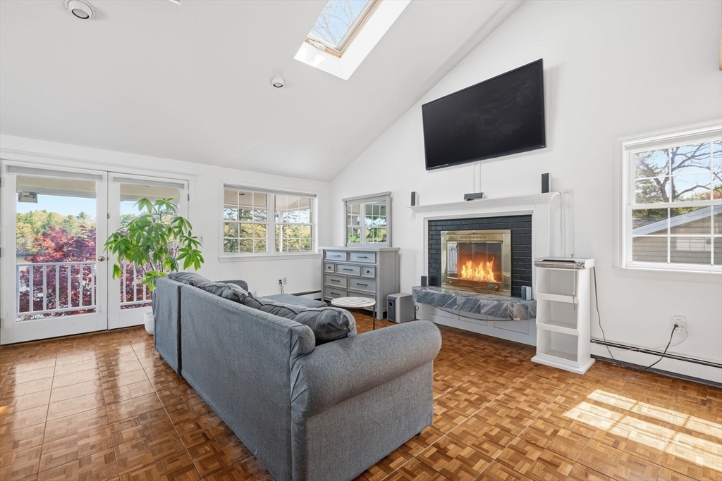 105 Lakeshore Dr, Georgetown, MA Photo #17