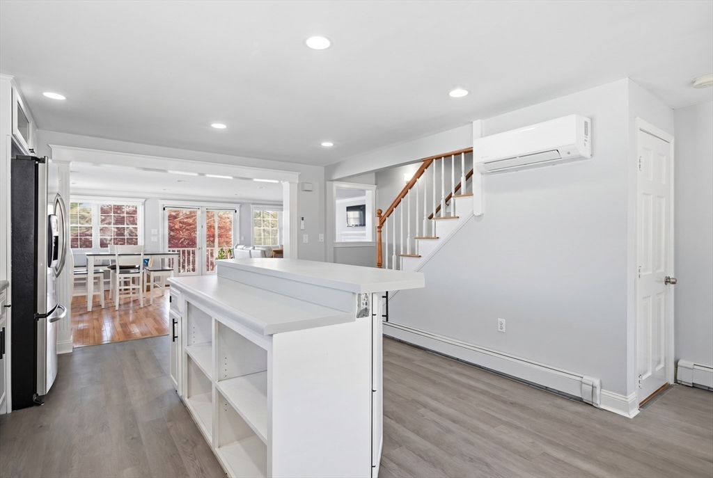 105 Lakeshore Dr, Georgetown, MA Photo #5