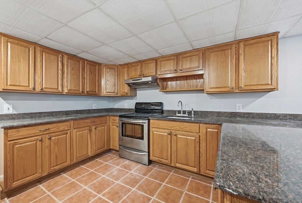105 Lakeshore Dr, Georgetown, MA Photo #23