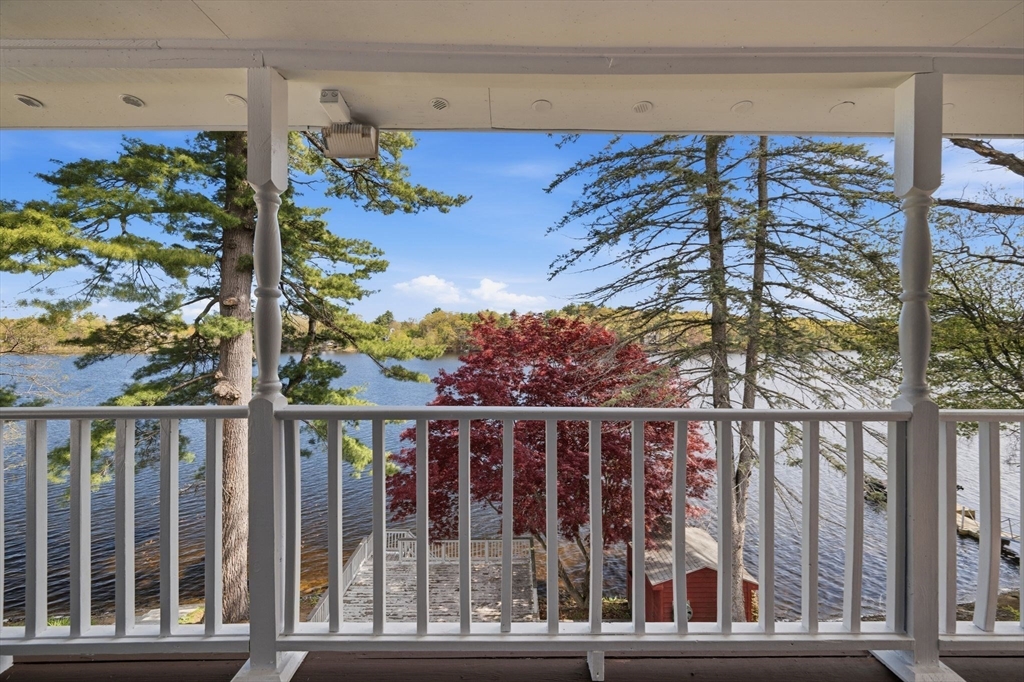 105 Lakeshore Dr, Georgetown, MA Photo #20