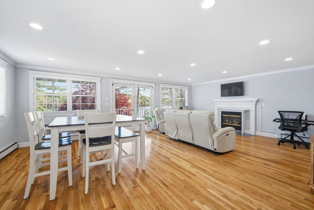 105 Lakeshore Dr, Georgetown, MA Photo #7