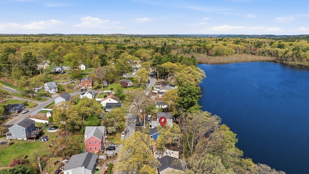 105 Lakeshore Dr, Georgetown, MA Photo #42
