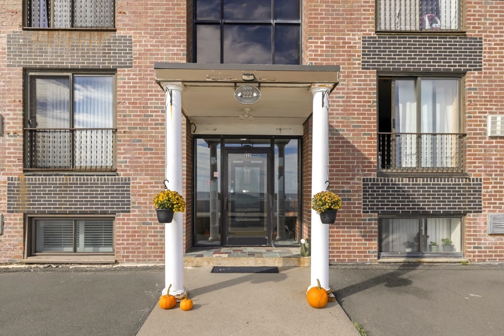 222 Winthrop Shore Drive 7