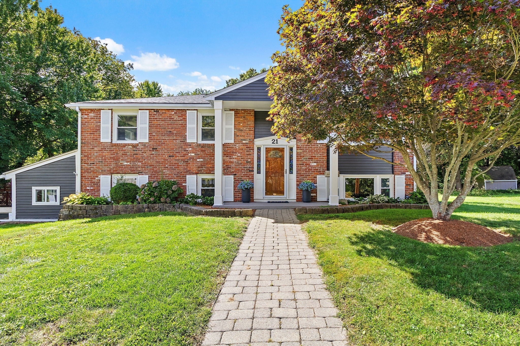 21 Puddingstone Ln