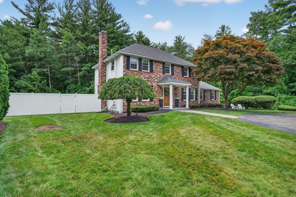 10 Lillian Drive
