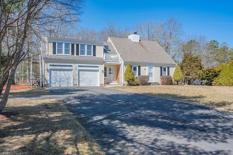 47 Redberry Ln Barnstable MA 02648