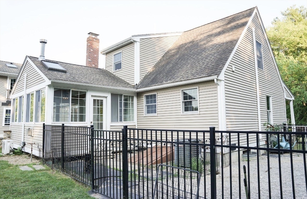 241 New Bedford Road