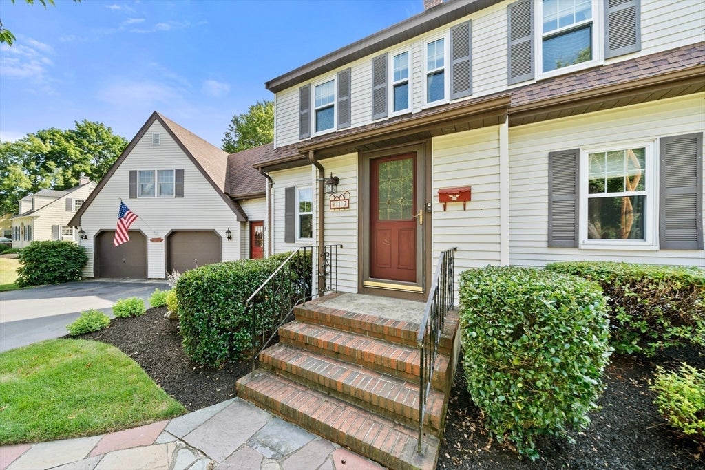 17 Perry Ave