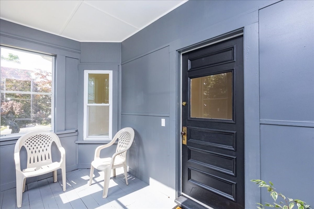 10 Wilfred St