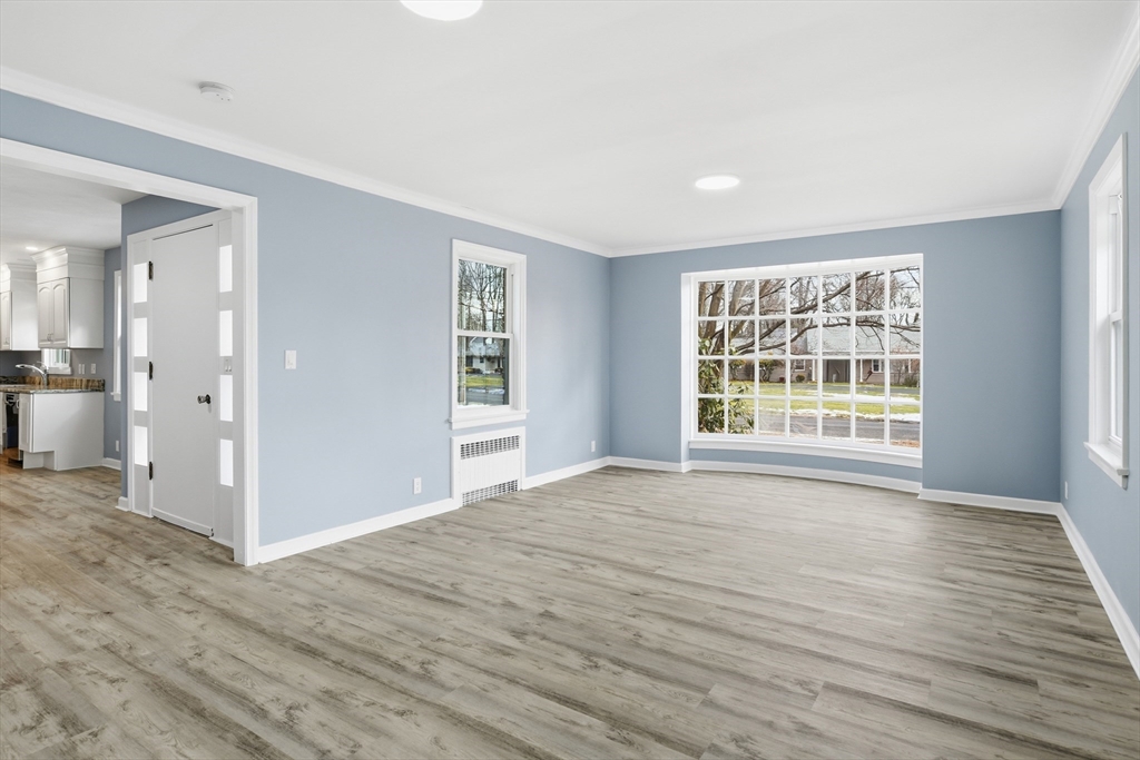 259 Ohio Ave, West Springfield, MA Photo #5