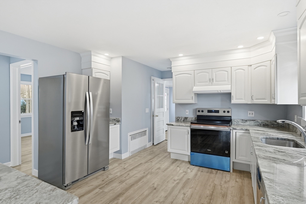 259 Ohio Ave, West Springfield, MA Photo #8