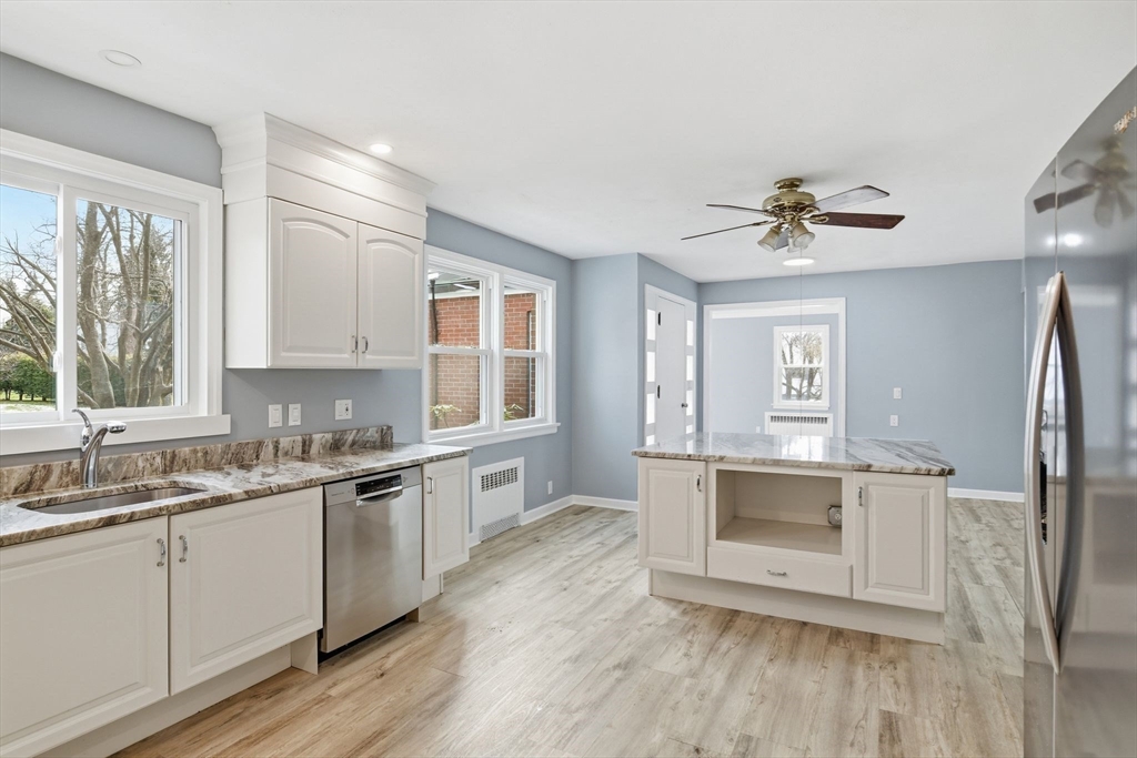 259 Ohio Ave, West Springfield, MA Photo #7