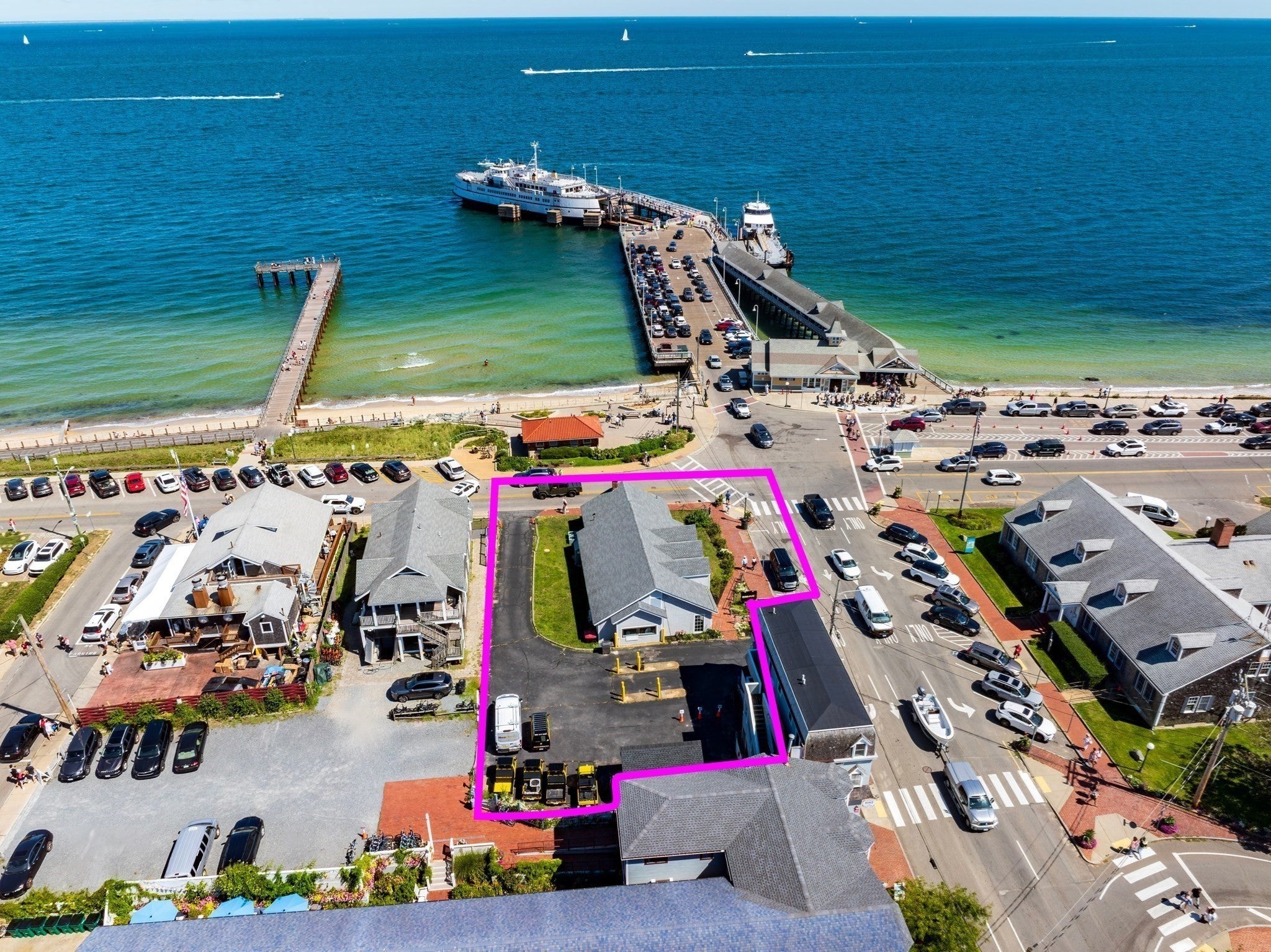 3 Oak Bluffs Avenue
