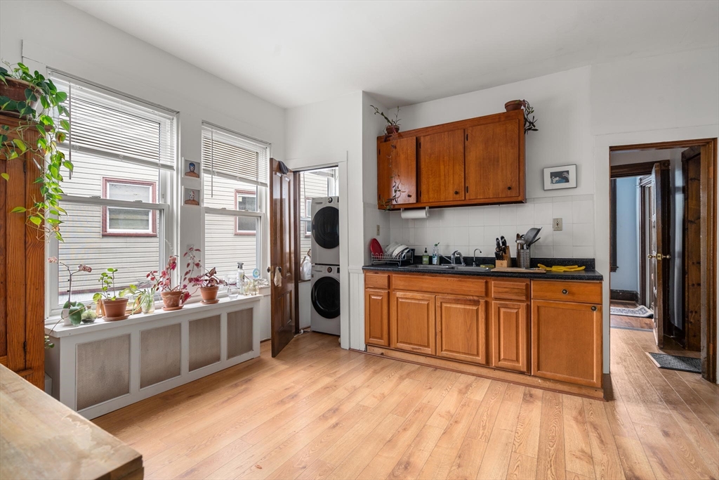 7 Wyman St