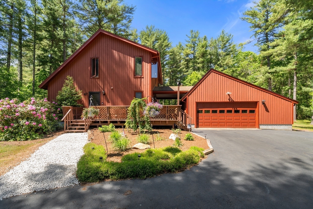 47 Walnut Plain Rd