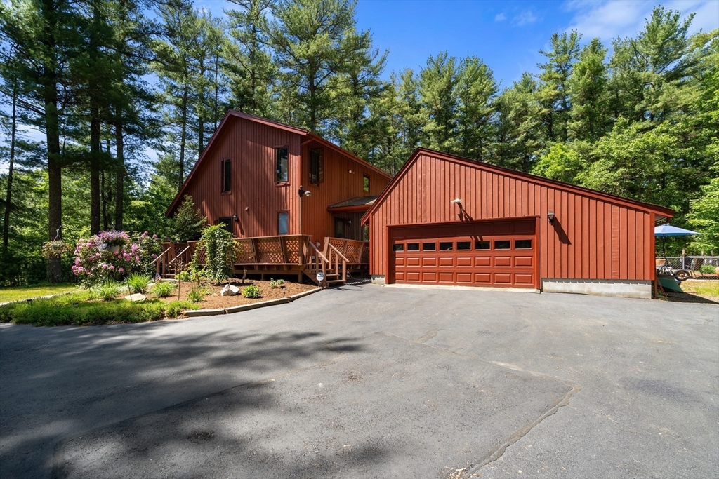47 Walnut Plain Rd