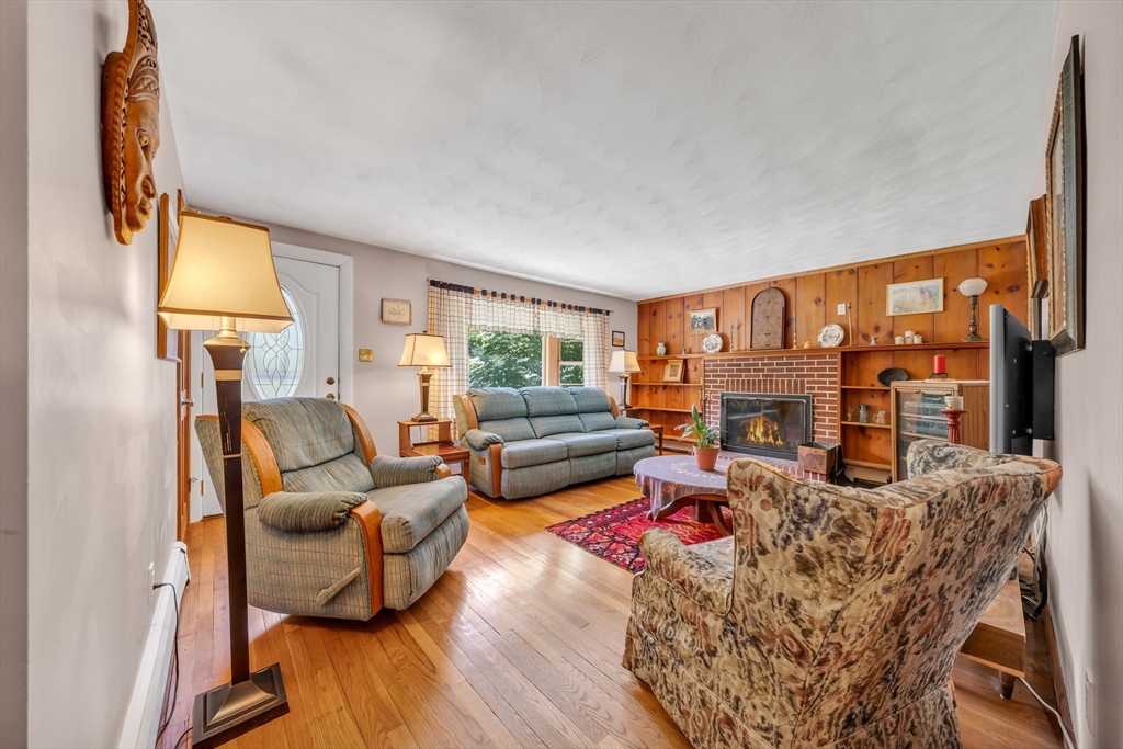 204 Hill Rd
