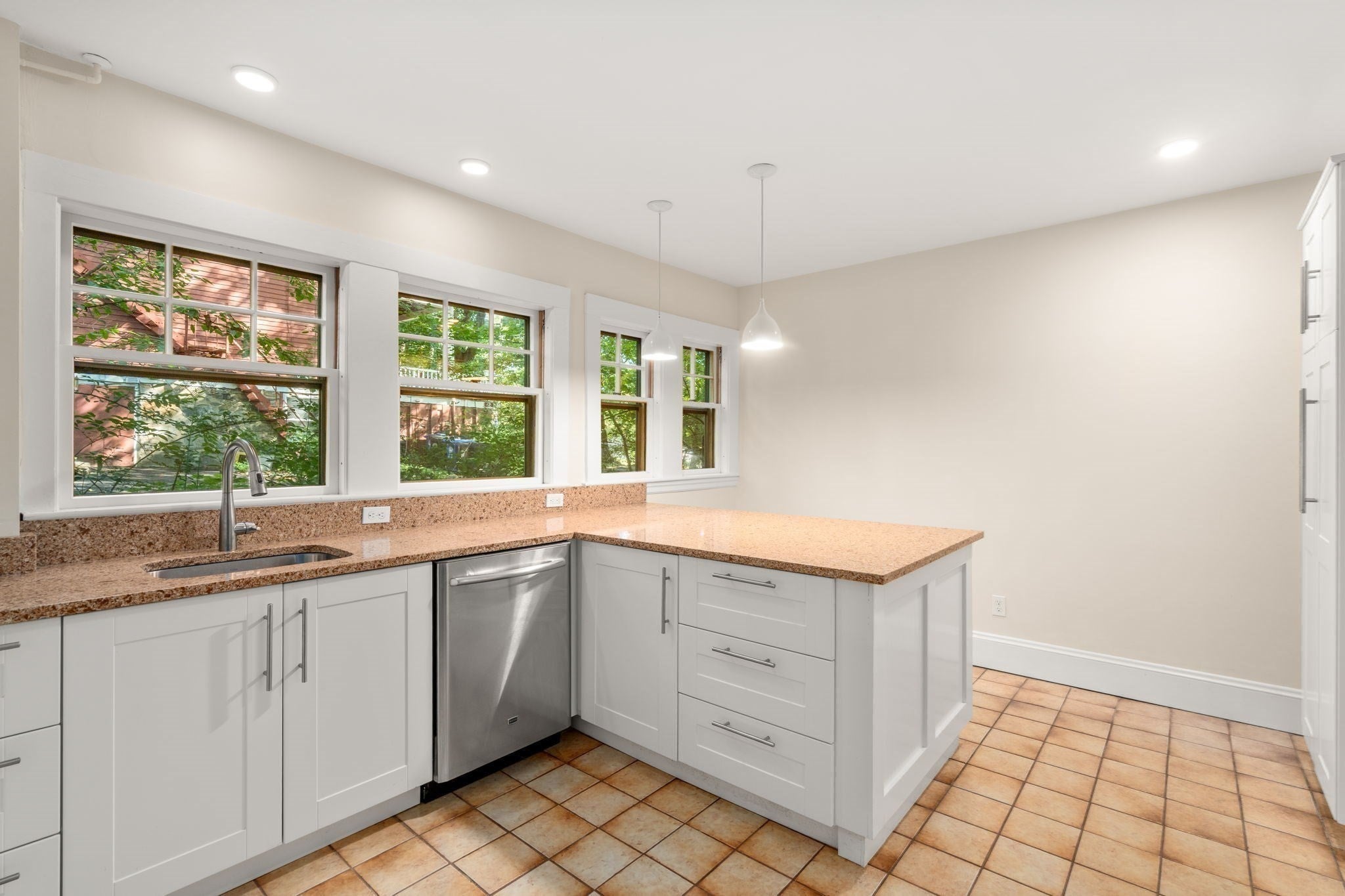 36 Milton Road, Brookline, MA Photo #25