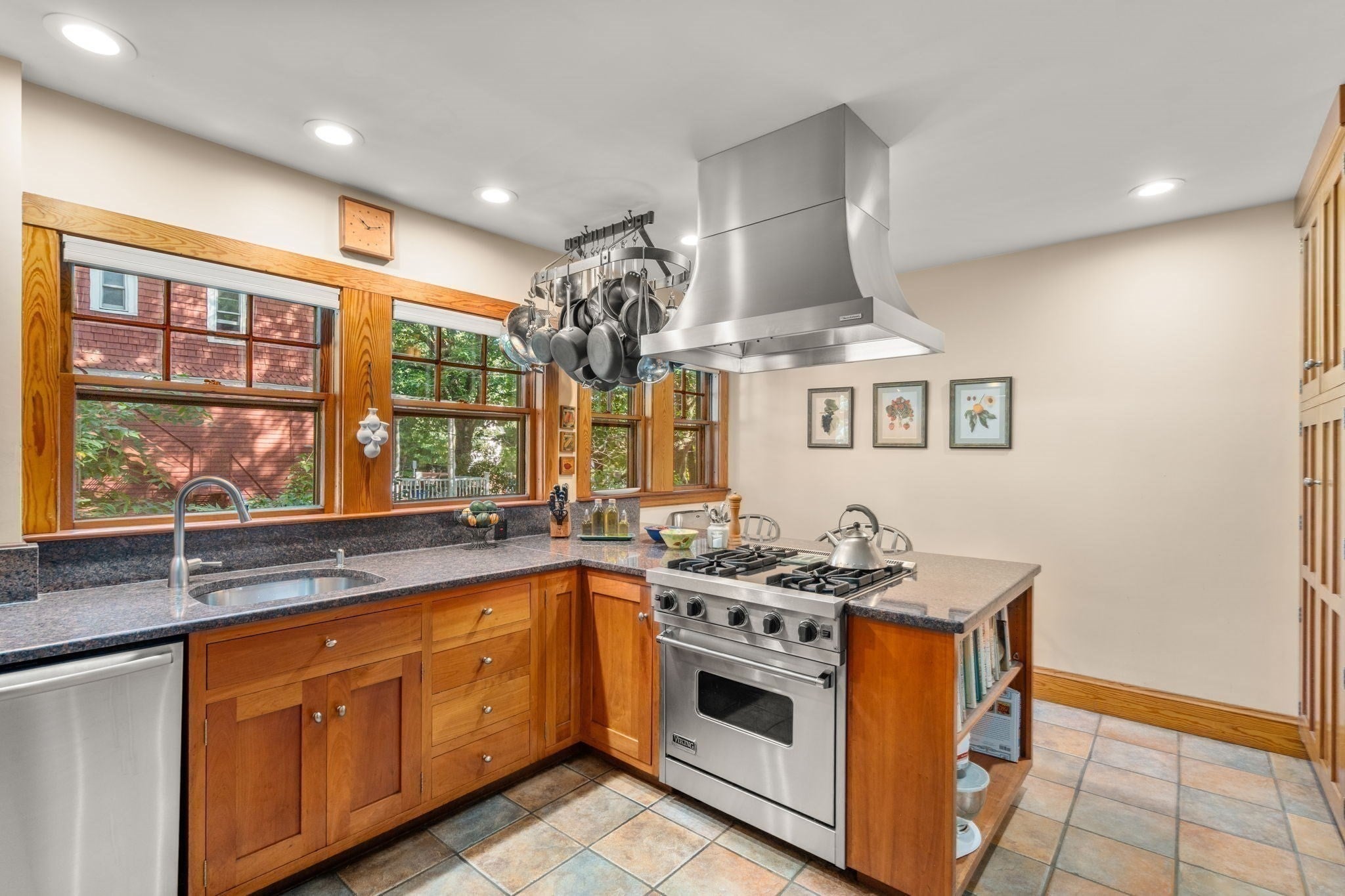 36 Milton Road, Brookline, MA Photo #13