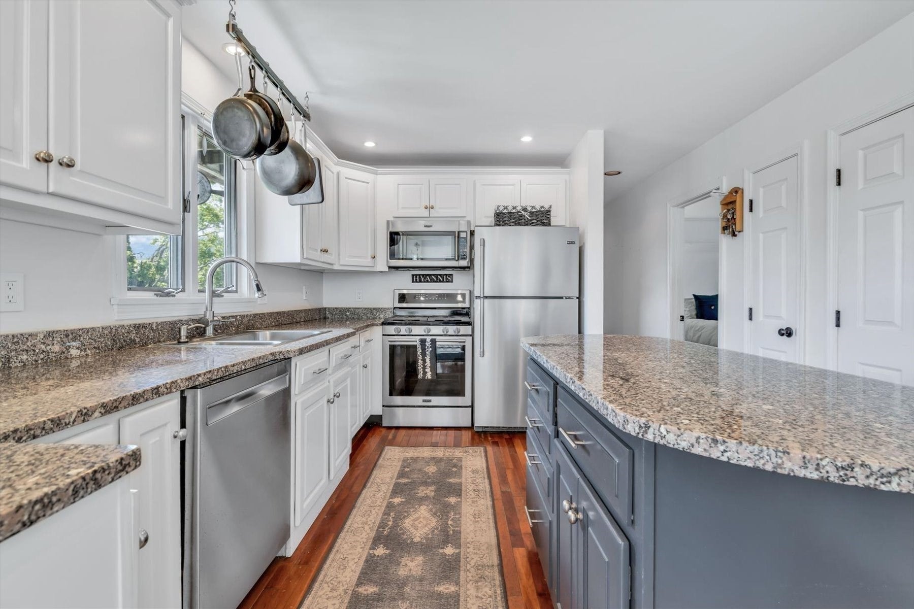 15 Iyanough Rd, Barnstable, MA, 15 Iyanough Rd, Barnstable, MA Photo #5