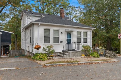 12 Kernwood Lynn MA 01904